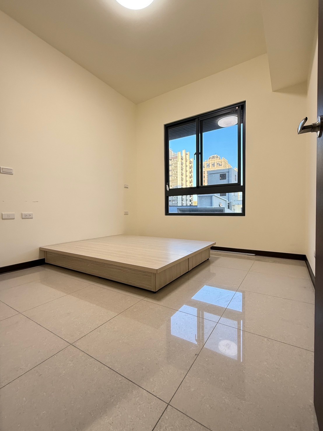 桃園市桃園區文中一路25巷23號5樓物件照片 4